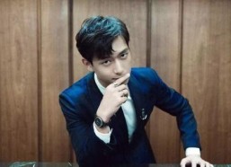 李现娱乐圈吃瓜,揭秘明星背后的“吃瓜”故事